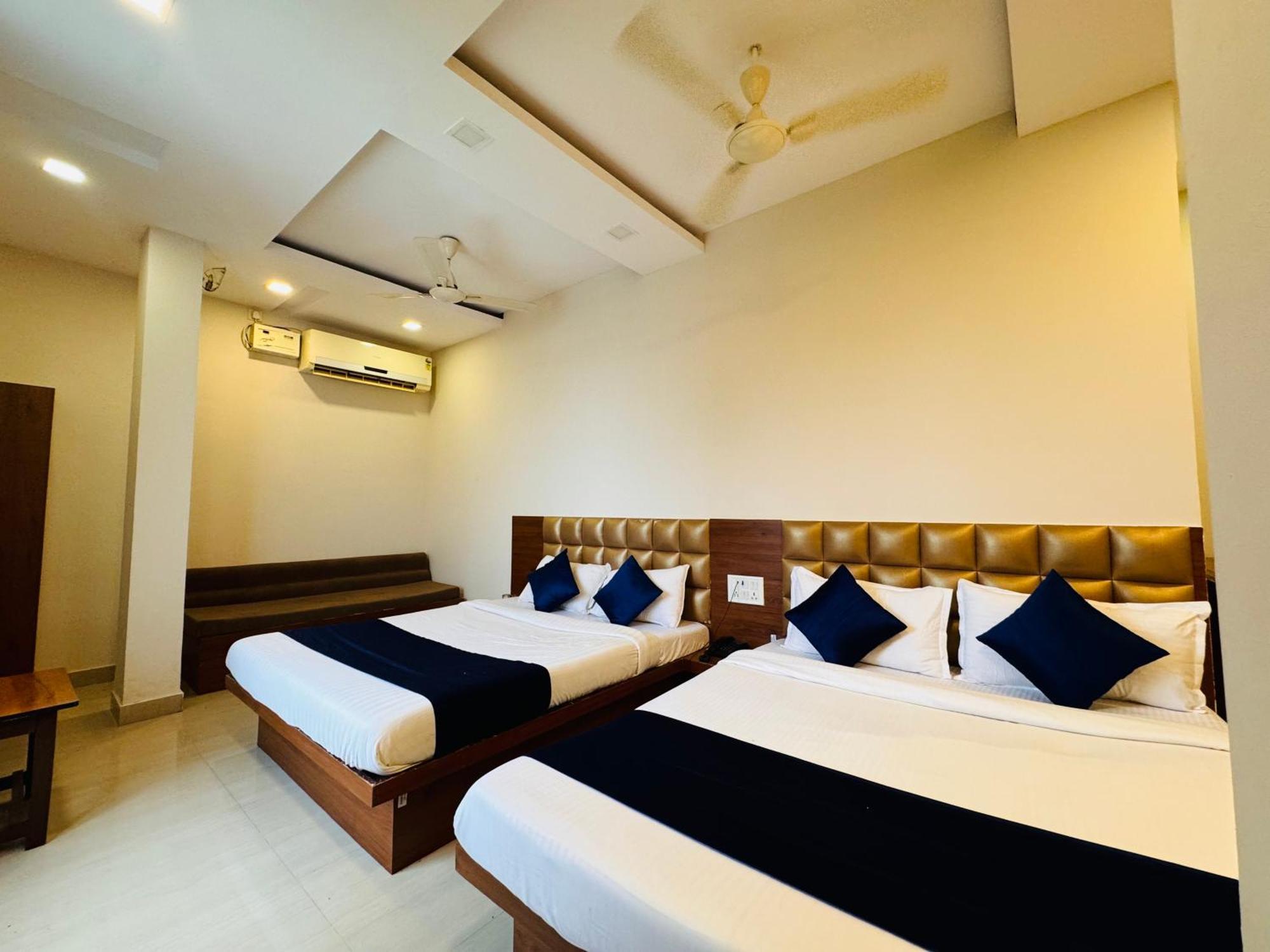 Hotel Suryodaya Ujjain Habitación foto